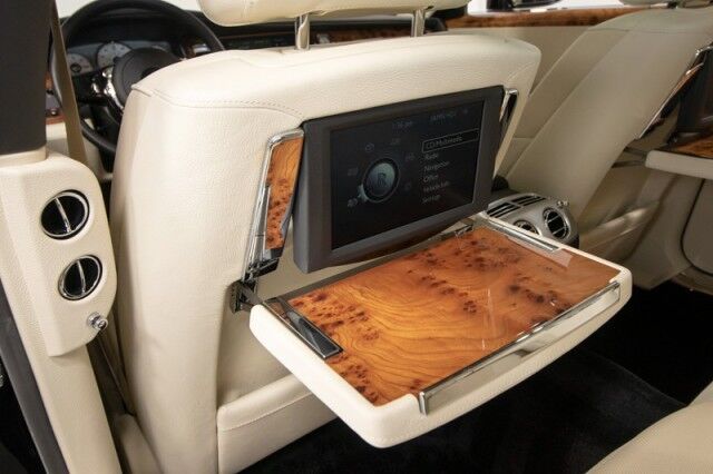 2011 Rolls-Royce Ghost ($315 ,050 MSRP!!) *ONLY 2200 MILES SINCE NEW* *1-OWNER SINCE NEW* *BIG OPTION LIST* San Diego CA