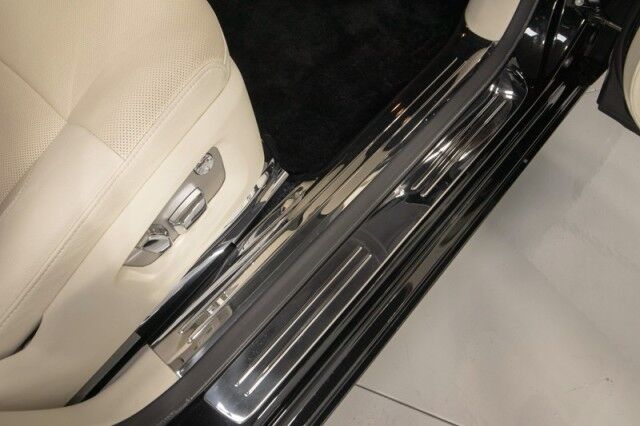 2011 Rolls-Royce Ghost ($315 ,050 MSRP!!) *ONLY 2200 MILES SINCE NEW* *1-OWNER SINCE NEW* *BIG OPTION LIST* San Diego CA