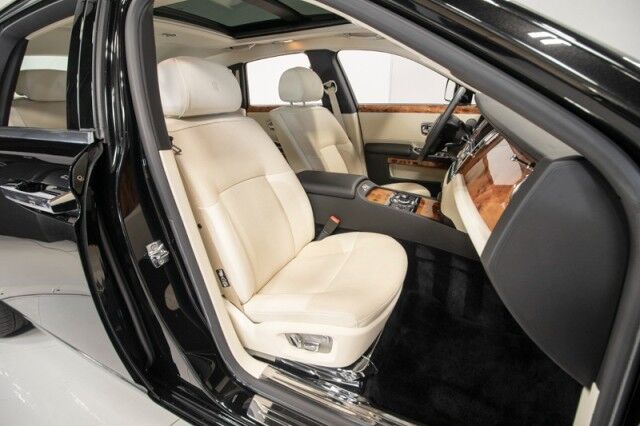 2011 Rolls-Royce Ghost ($315 ,050 MSRP!!) *ONLY 2200 MILES SINCE NEW* *1-OWNER SINCE NEW* *BIG OPTION LIST* San Diego CA