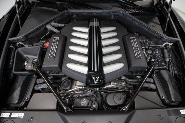 2011 Rolls-Royce Ghost ($315 ,050 MSRP!!) *ONLY 2200 MILES SINCE NEW* *1-OWNER SINCE NEW* *BIG OPTION LIST* San Diego CA
