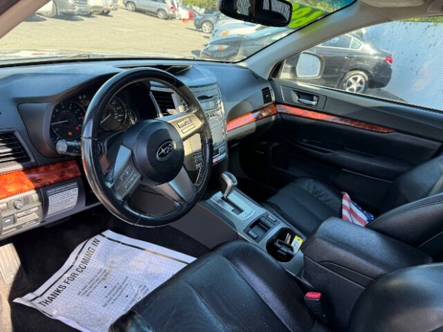 2011 Subaru Outback 2.5i Limited East Islip NY