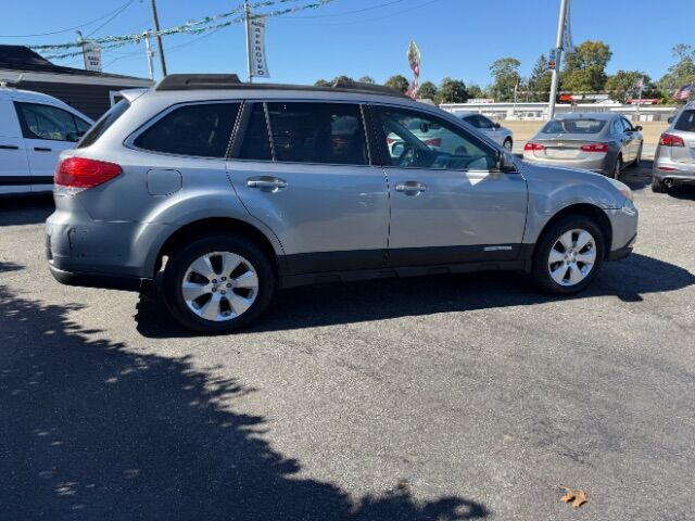 2011 Subaru Outback 2.5i Limited East Islip NY