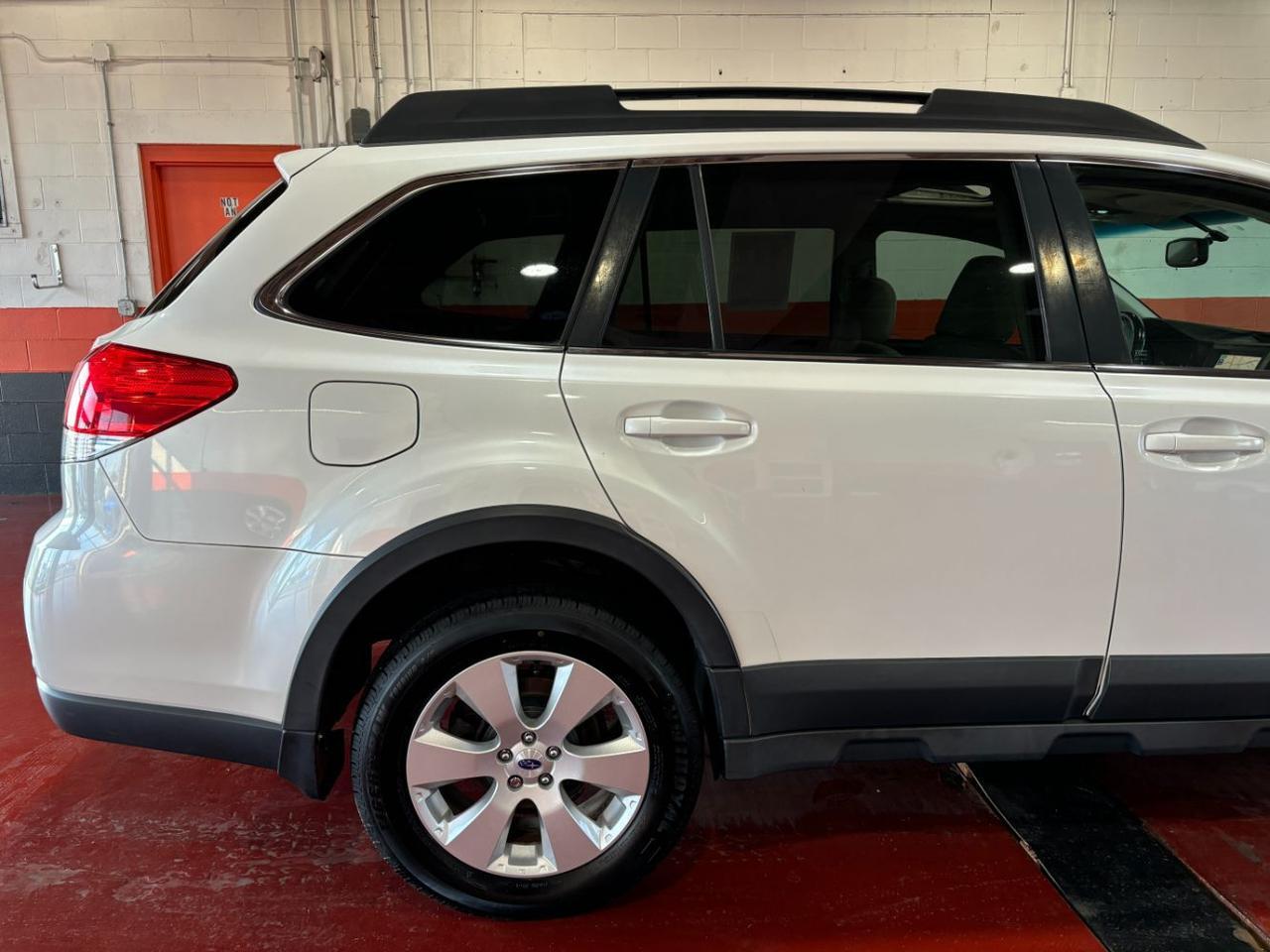 2011 Subaru Outback 2.5i Limited Franklin OH