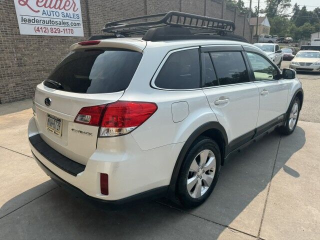 2011 Subaru Outback 2.5i Limited Pwr Moon/Nav