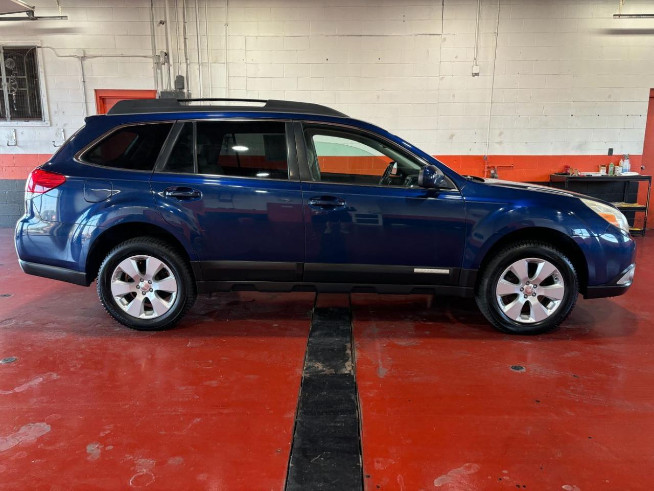 2011 Subaru Outback 2.5i Premium Franklin OH