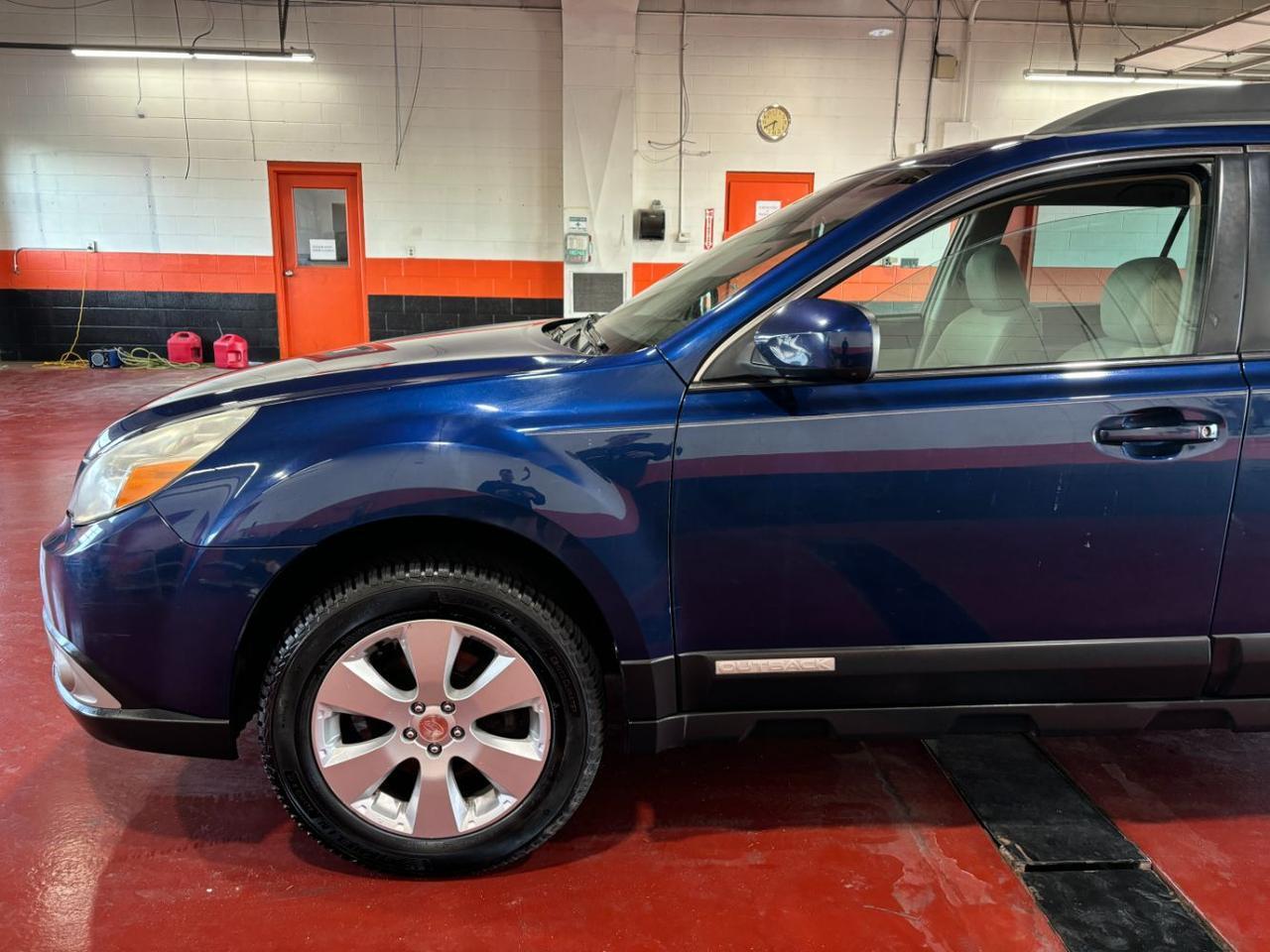 2011 Subaru Outback 2.5i Premium Franklin OH