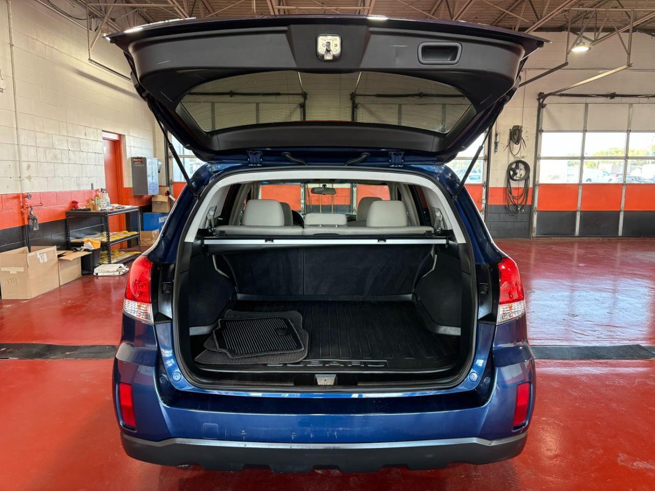 2011 Subaru Outback 2.5i Premium Franklin OH