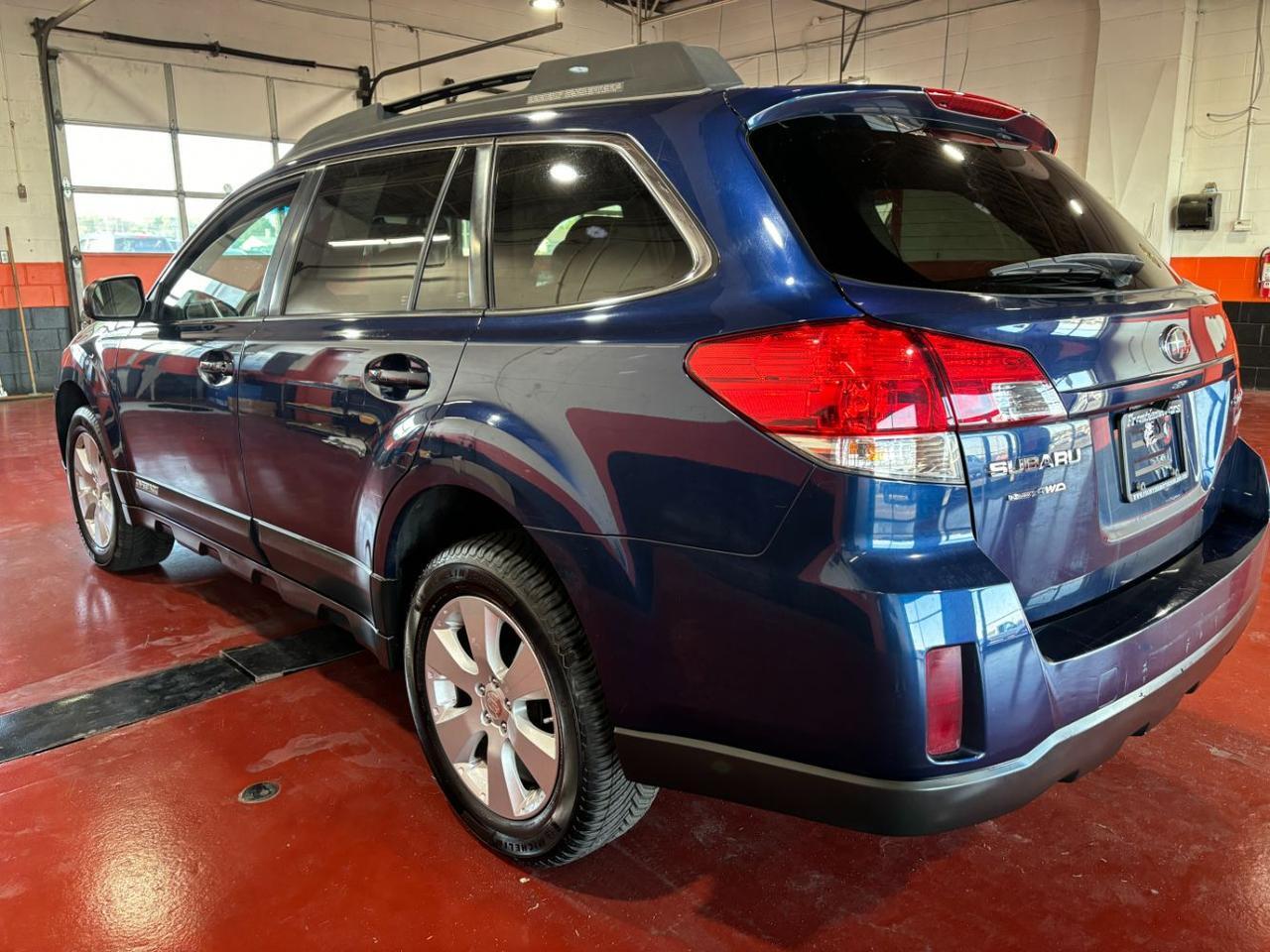 2011 Subaru Outback 2.5i Premium Franklin OH