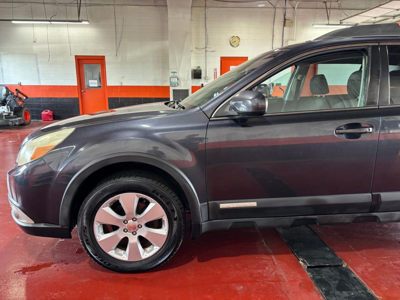 2011 Subaru Outback 2.5i Premium Franklin OH