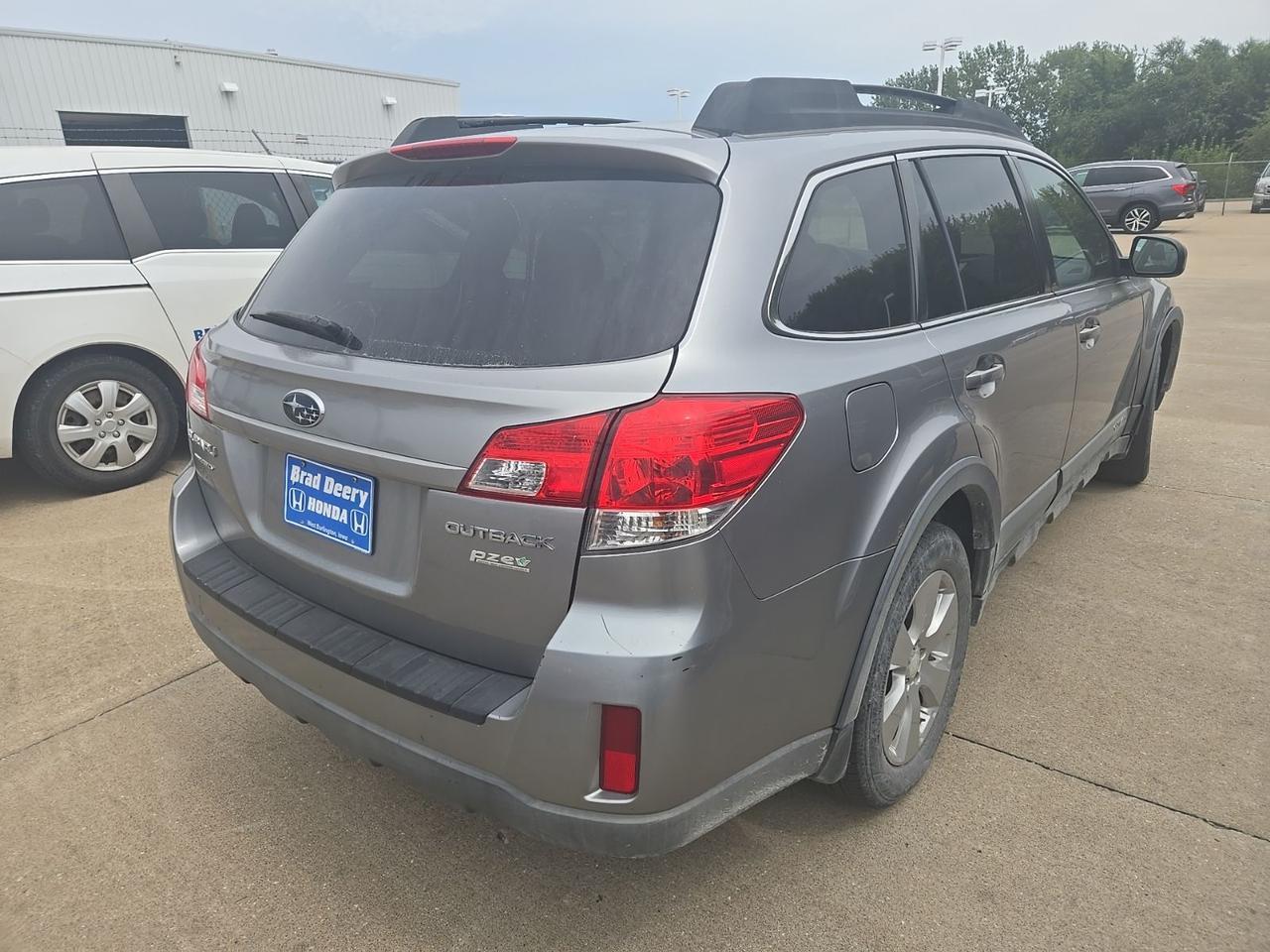 2011 Subaru Outback 2.5i Premium West Burlington IA