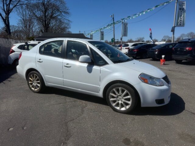 2011 Suzuki SX4 LE | LE Anniversary Edition East Islip NY