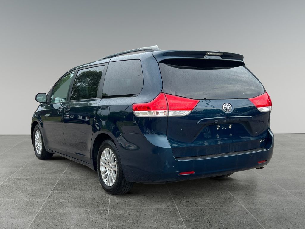 2011 TOYOTA SIENNA XLE Toledo OH