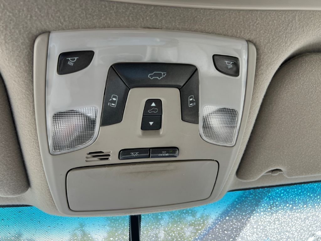 2011 TOYOTA SIENNA XLE Toledo OH