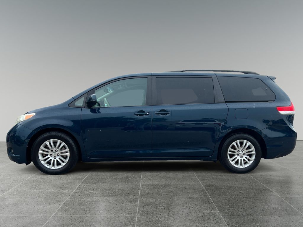 2011 TOYOTA SIENNA XLE Toledo OH