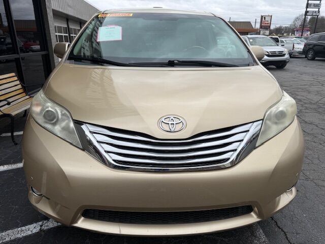 2011 TOYOTA Sienna XLE Greensboro NC