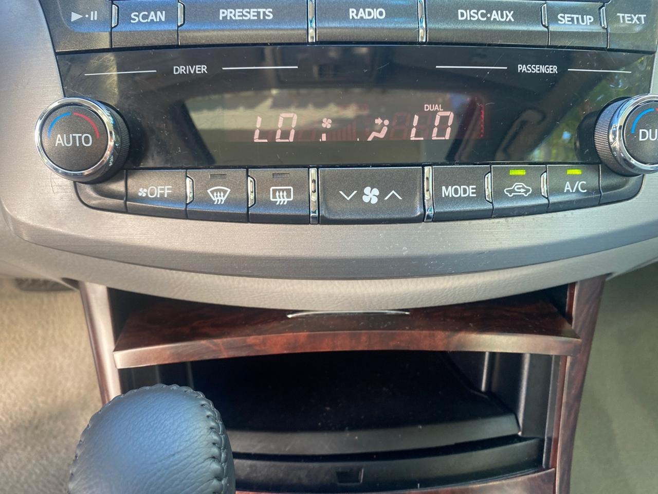 2011 Toyota Avalon LOW MILES 75,626 40 SERVICES Pompano Beach FL