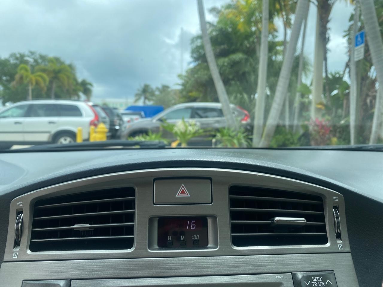 2011 Toyota Avalon Limited LEATHER LOADED SUNROOF Pompano Beach FL