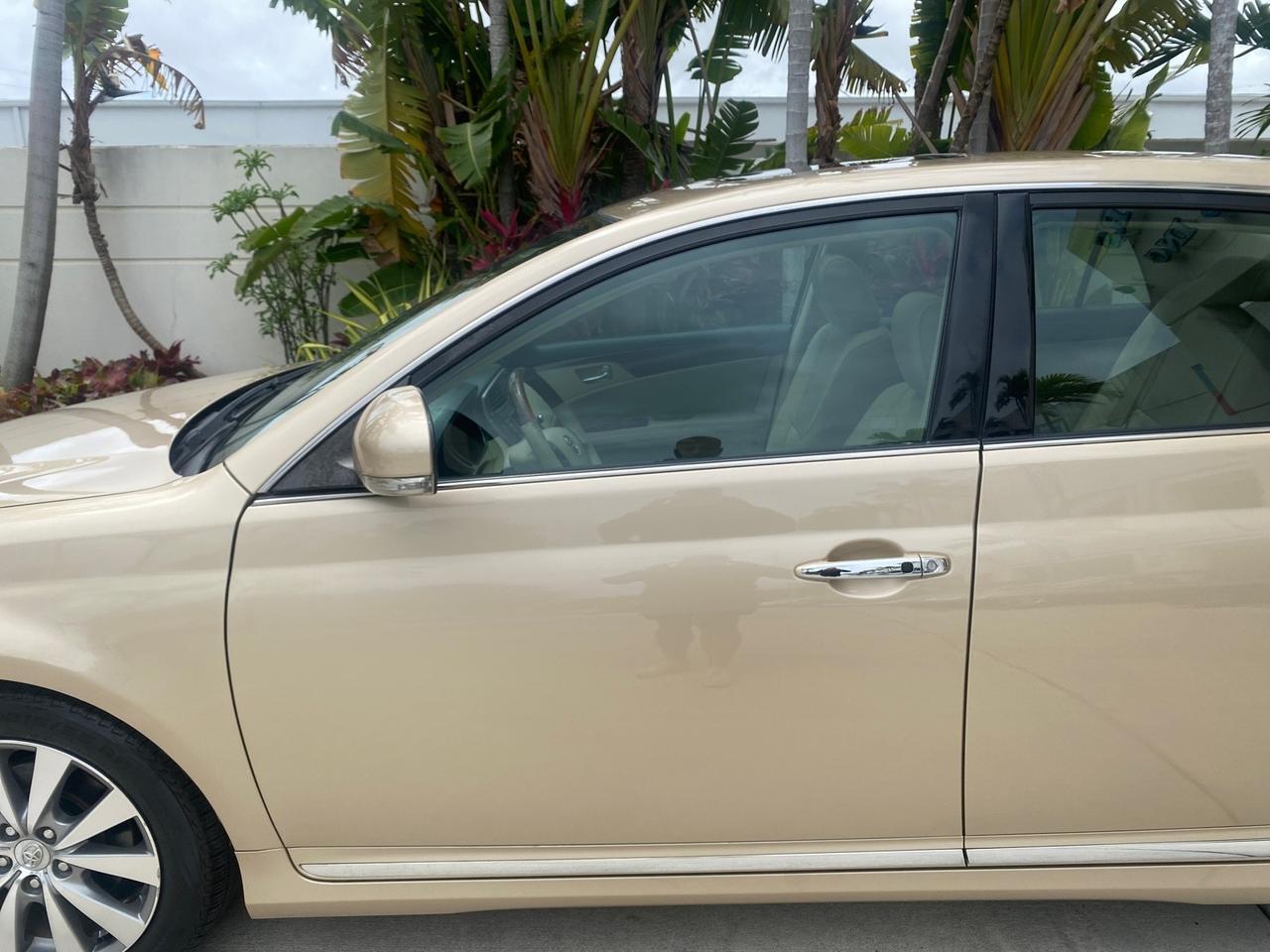 2011 Toyota Avalon Limited LEATHER LOADED SUNROOF Pompano Beach FL