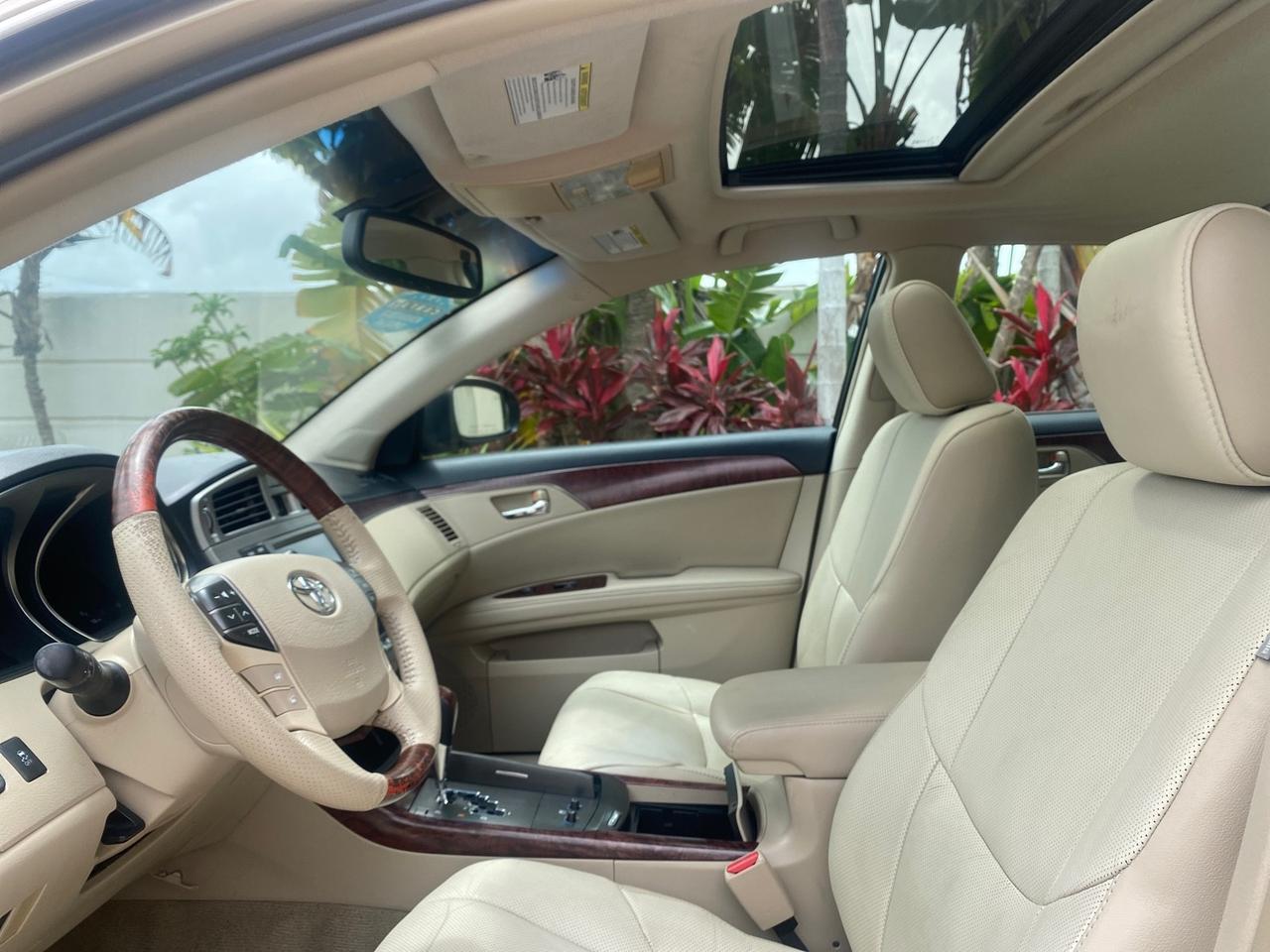 2011 Toyota Avalon Limited LEATHER LOADED SUNROOF Pompano Beach FL