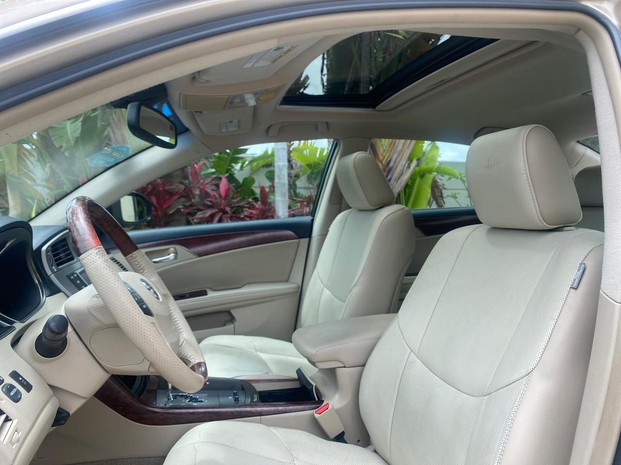 2011 Toyota Avalon Limited LEATHER LOADED SUNROOF Pompano Beach FL