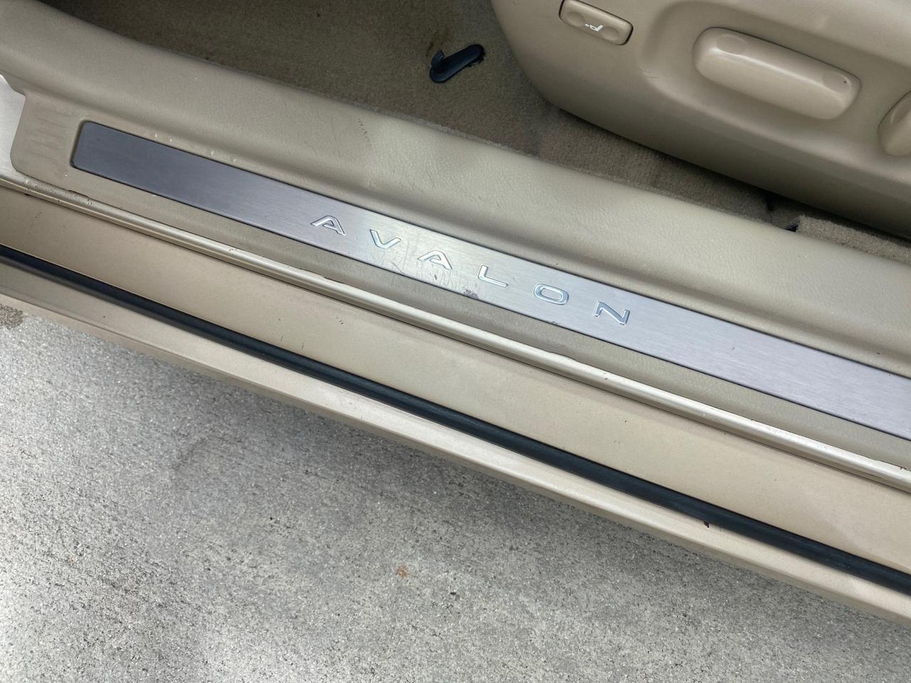 2011 Toyota Avalon Limited LEATHER LOADED SUNROOF Pompano Beach FL