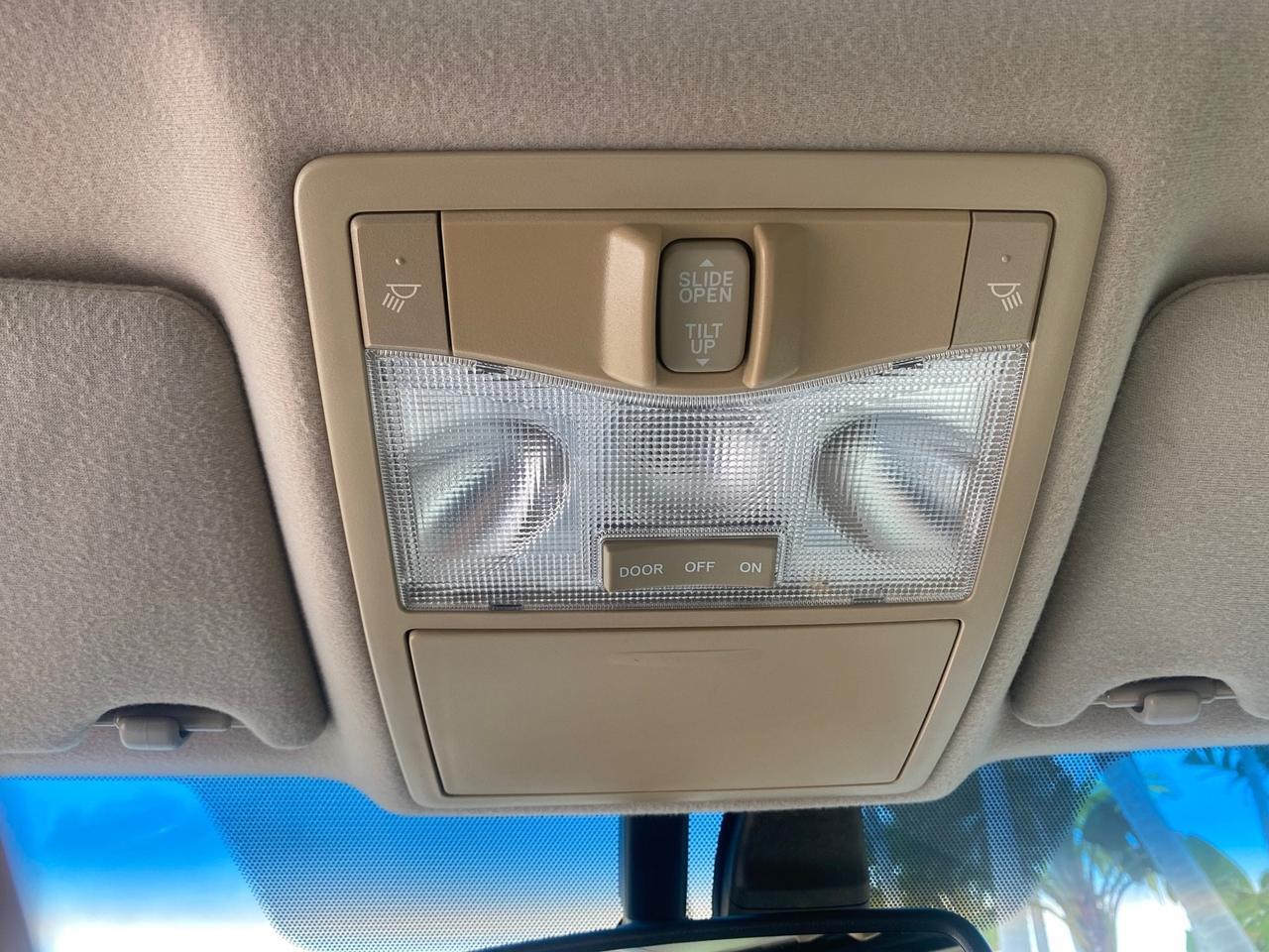 2011 Toyota Avalon Limited LEATHER LOADED SUNROOF Pompano Beach FL