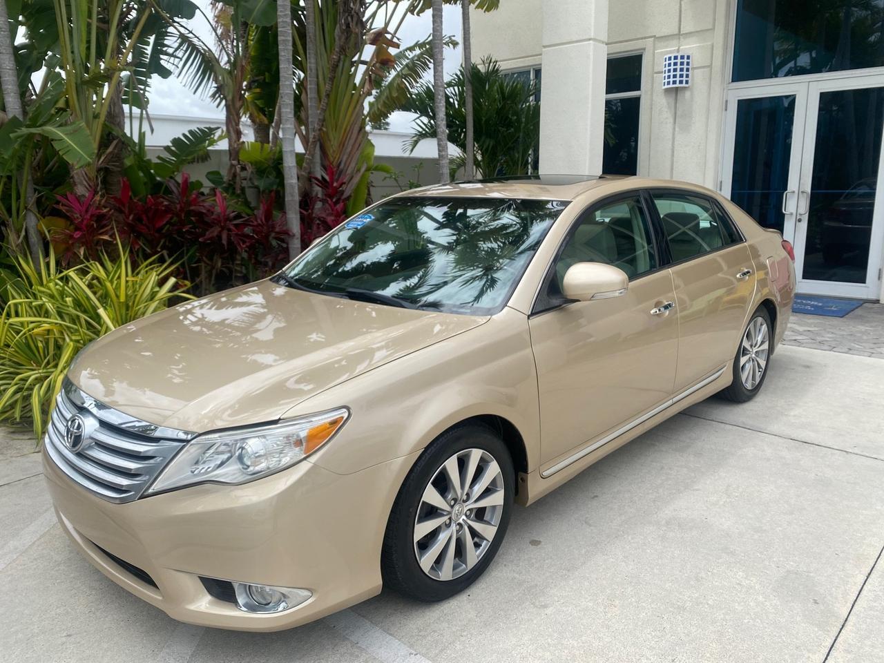 2011 Toyota Avalon Limited LEATHER LOADED SUNROOF Pompano Beach FL