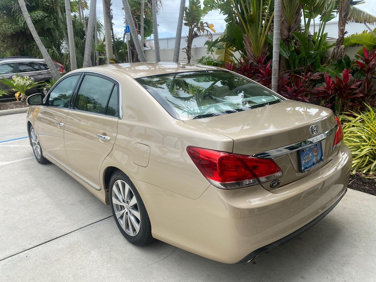 2011 Toyota Avalon Limited LEATHER LOADED SUNROOF Pompano Beach FL