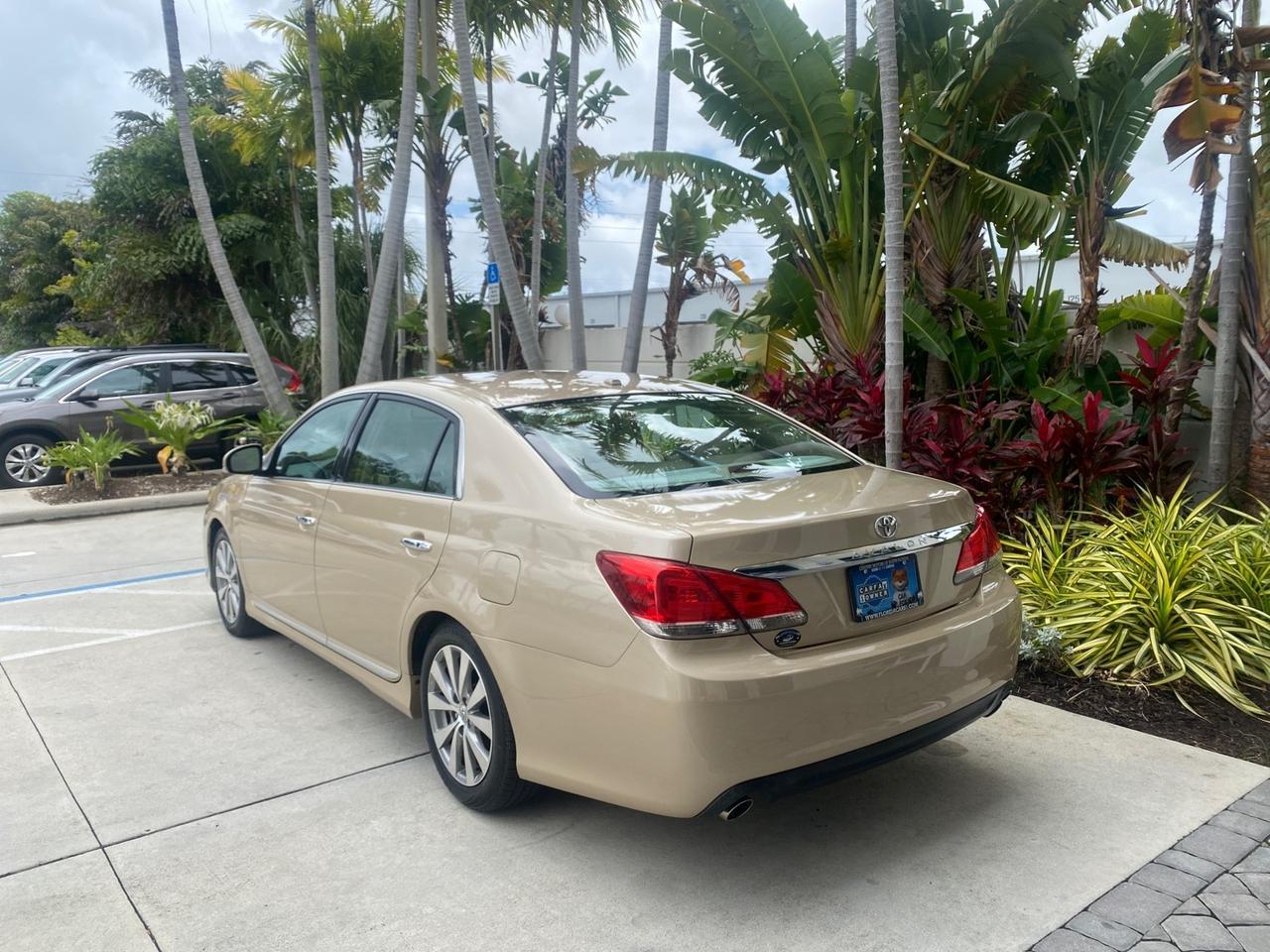 2011 Toyota Avalon Limited LEATHER LOADED SUNROOF Pompano Beach FL