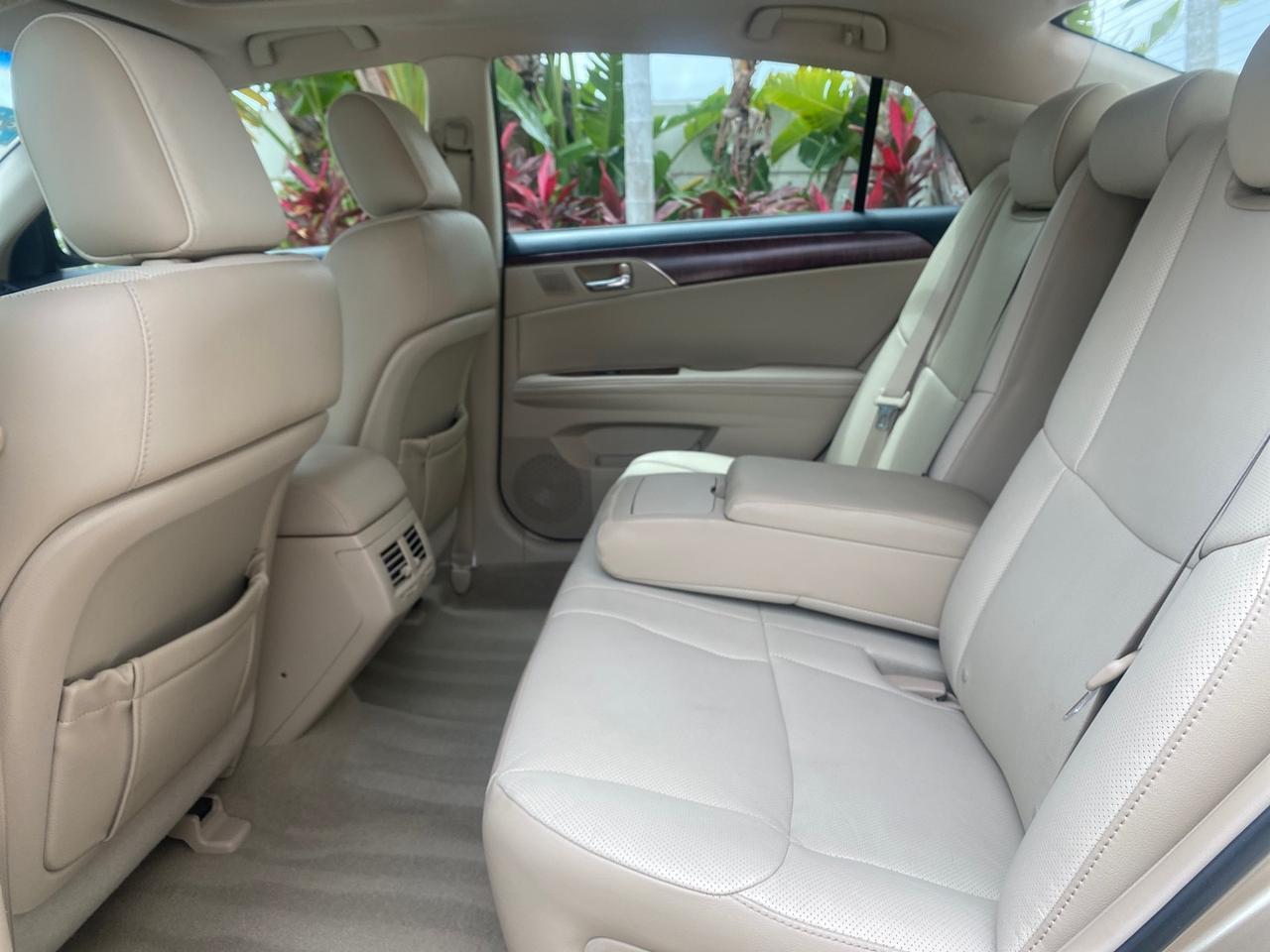2011 Toyota Avalon Limited LEATHER LOADED SUNROOF Pompano Beach FL
