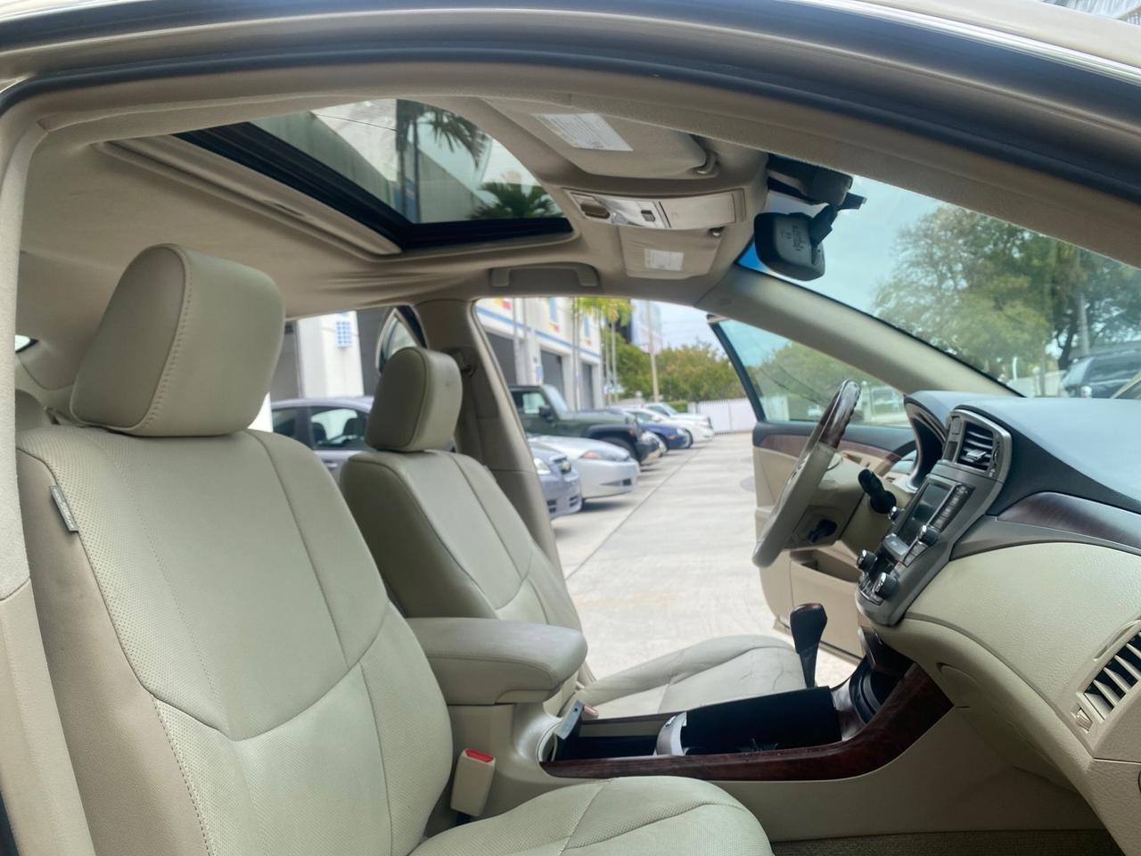 2011 Toyota Avalon Limited LEATHER LOADED SUNROOF Pompano Beach FL
