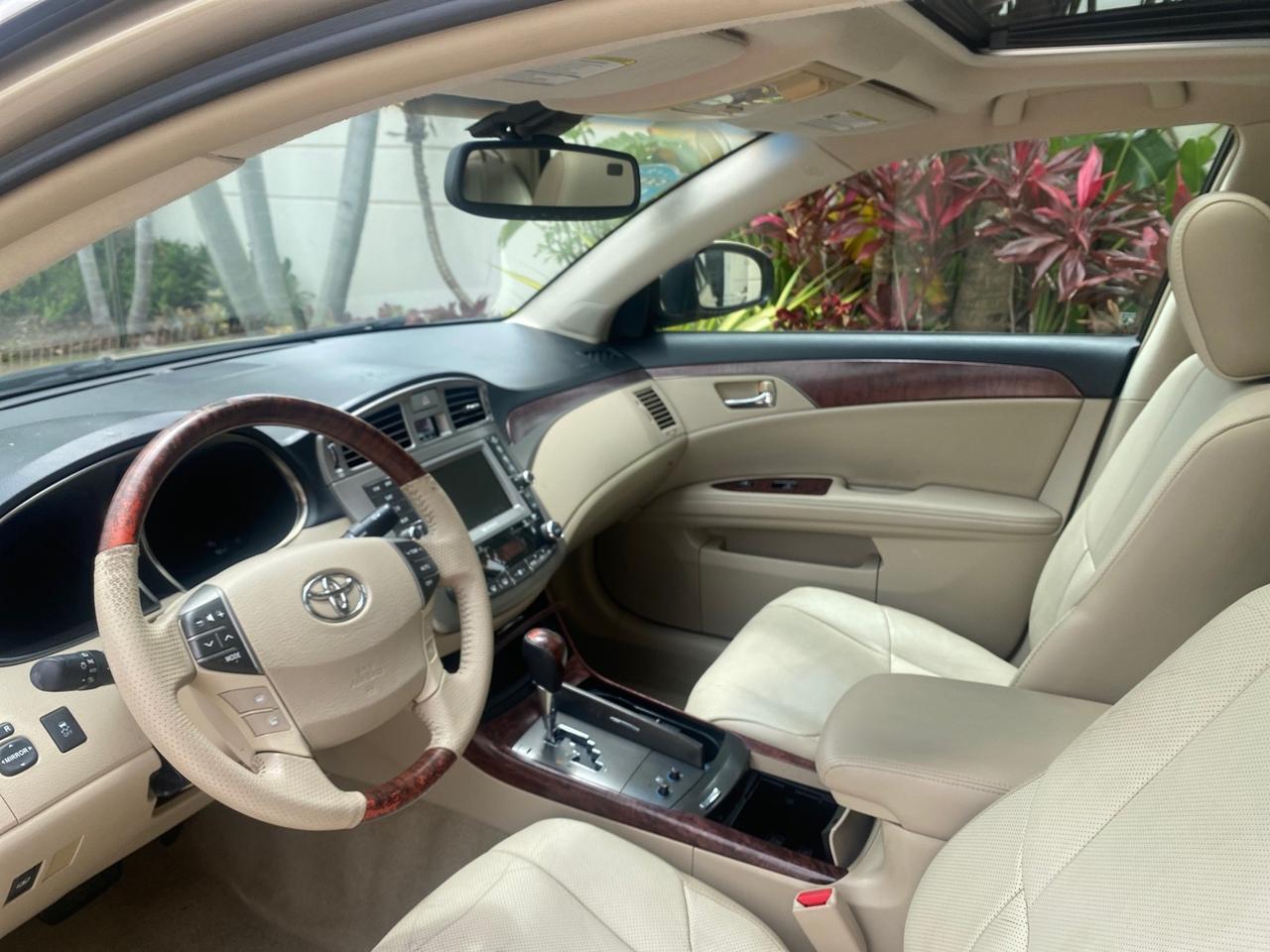 2011 Toyota Avalon Limited LEATHER LOADED SUNROOF Pompano Beach FL