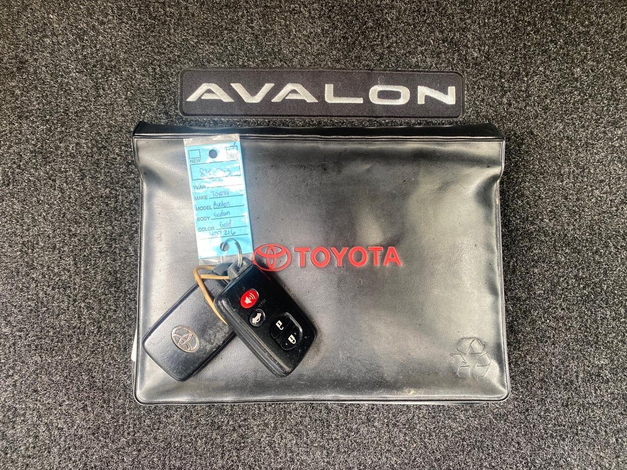 2011 Toyota Avalon Limited LEATHER LOADED SUNROOF Pompano Beach FL