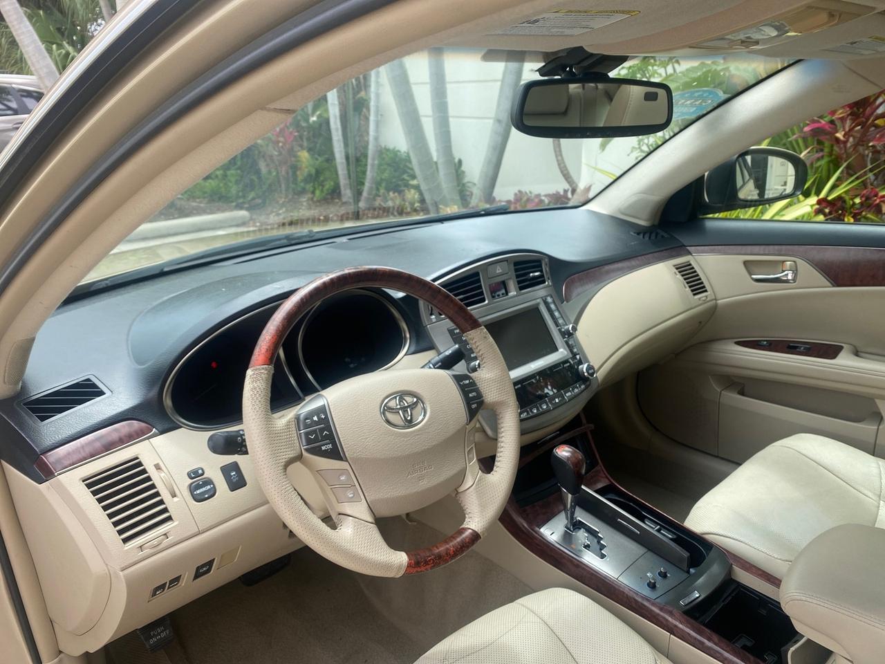 2011 Toyota Avalon Limited LEATHER LOADED SUNROOF Pompano Beach FL