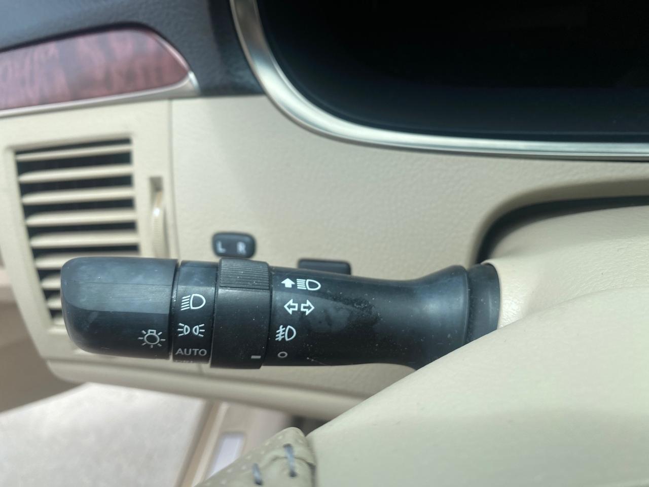 2011 Toyota Avalon Limited LEATHER LOADED SUNROOF Pompano Beach FL