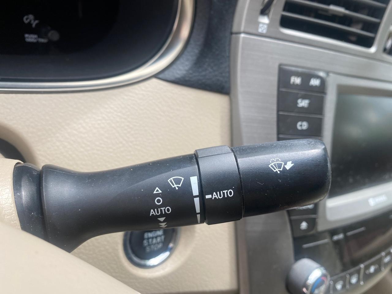 2011 Toyota Avalon Limited LEATHER LOADED SUNROOF Pompano Beach FL