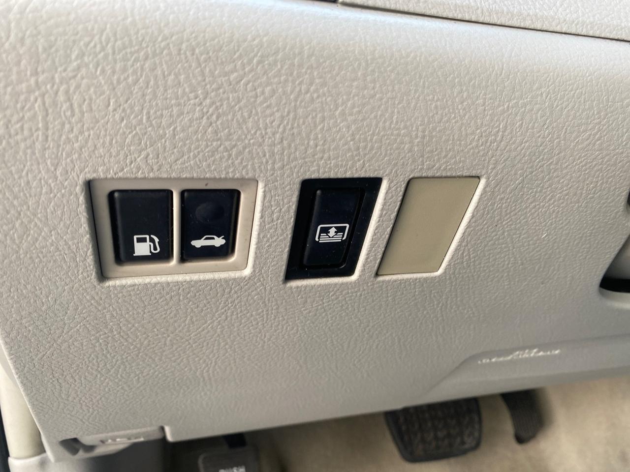 2011 Toyota Avalon Limited LOW MILES 80,879 Pompano Beach FL