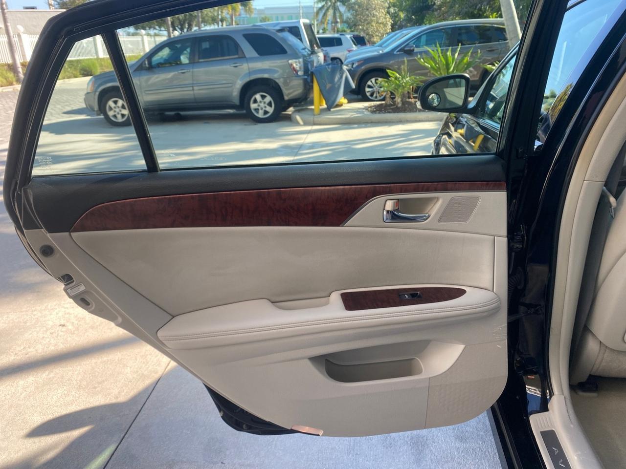 2011 Toyota Avalon Limited LOW MILES 80,879 Pompano Beach FL