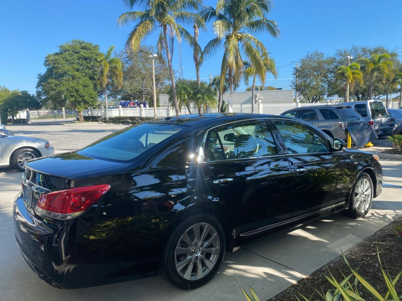 2011 Toyota Avalon Limited LOW MILES 80,879 Pompano Beach FL