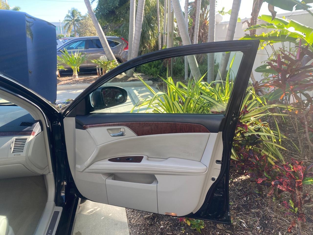 2011 Toyota Avalon Limited LOW MILES 80,879 Pompano Beach FL