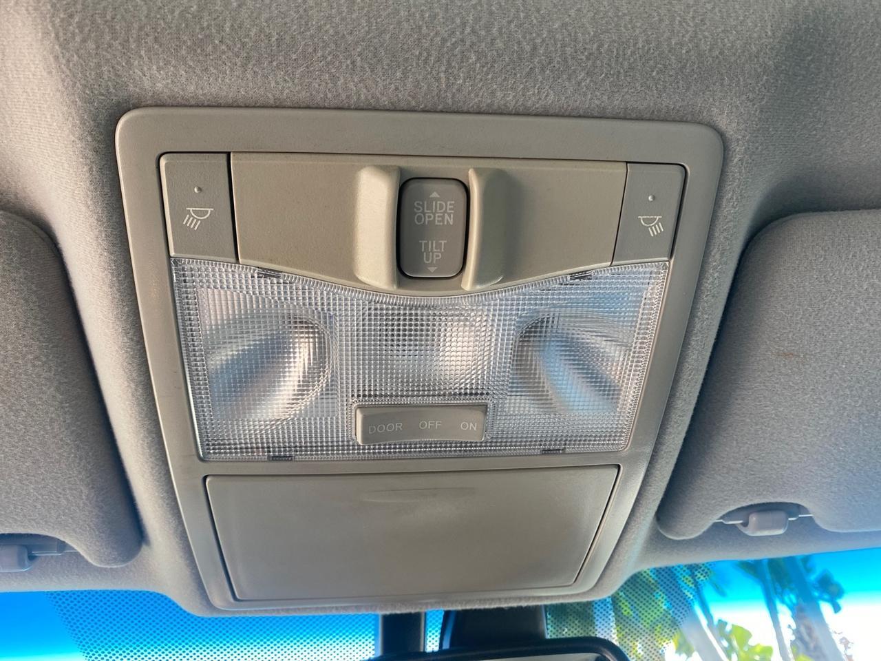 2011 Toyota Avalon Limited LOW MILES 80,879 Pompano Beach FL