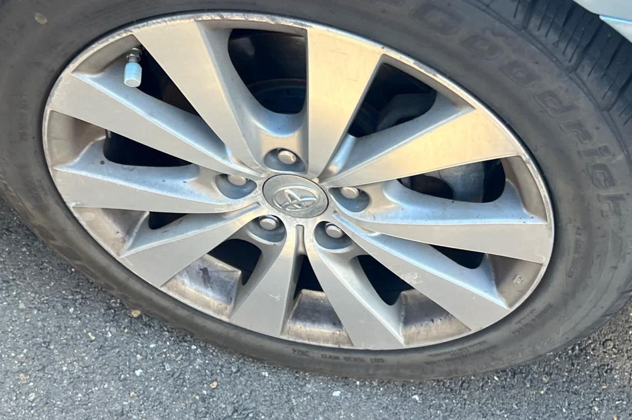 2011 Toyota Avalon Limited Roseville CA