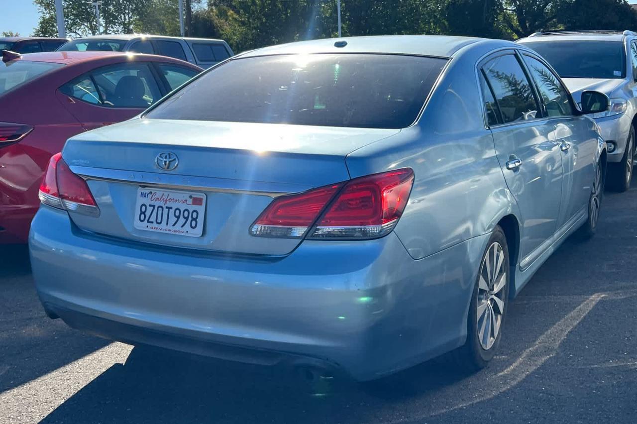 2011 Toyota Avalon Limited Roseville CA