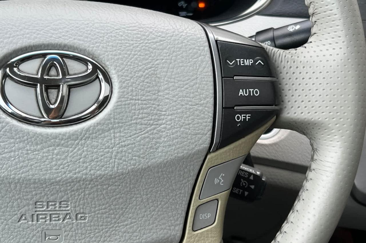 2011 Toyota Avalon Limited Roseville CA