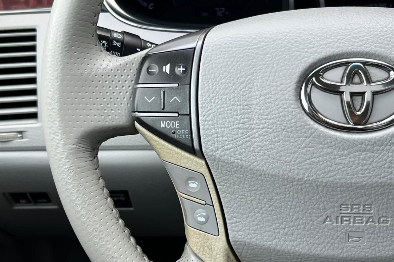 2011 Toyota Avalon Limited Roseville CA