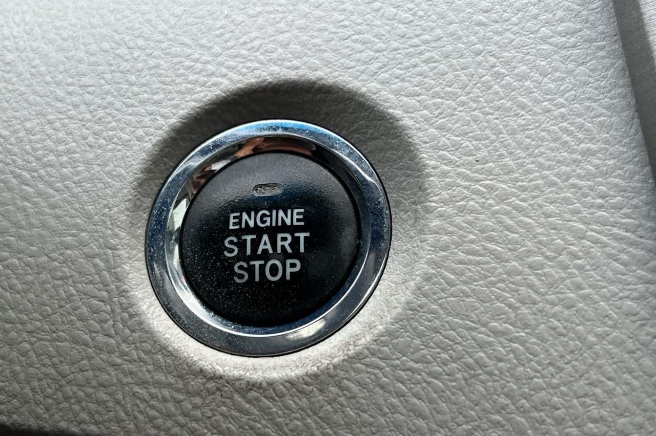 2011 Toyota Avalon Limited Roseville CA