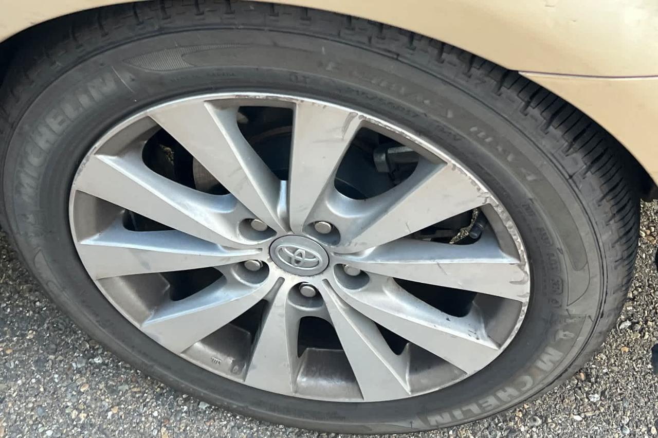 2011 Toyota Avalon Limited Roseville CA