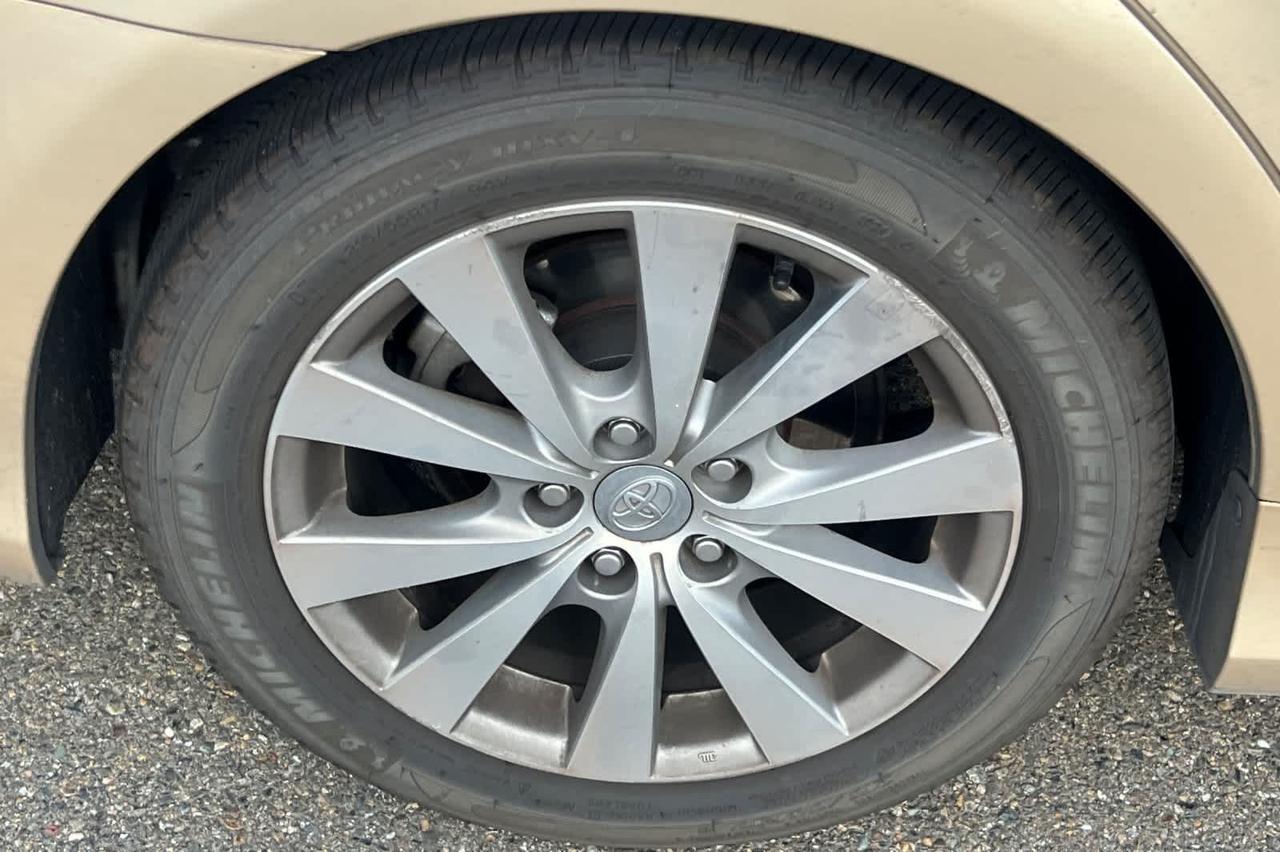 2011 Toyota Avalon Limited Roseville CA