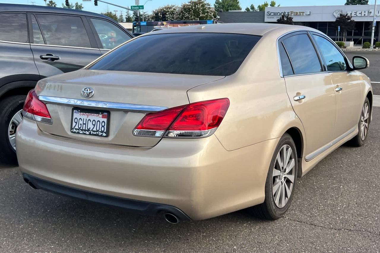 2011 Toyota Avalon Limited Roseville CA