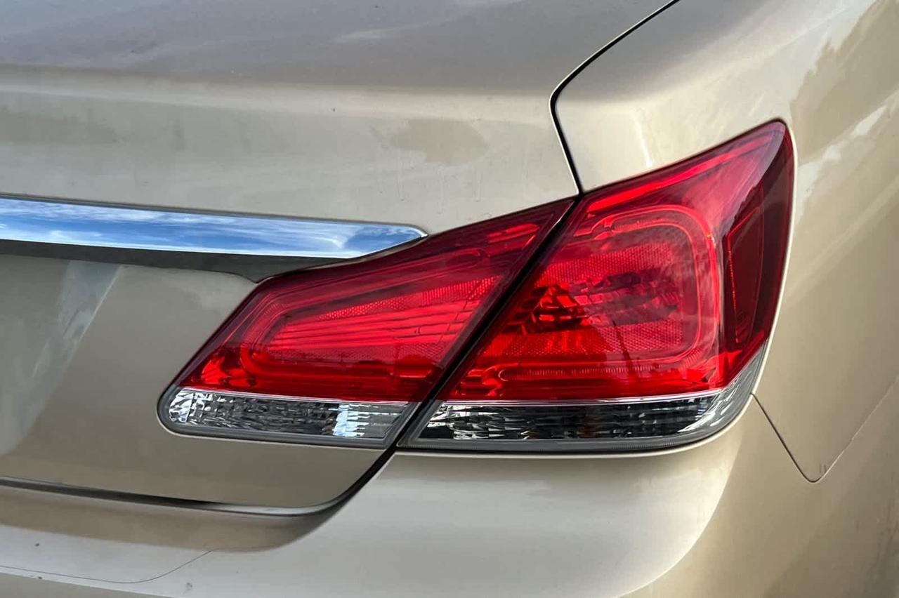 2011 Toyota Avalon Limited Roseville CA